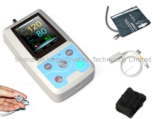 Cina 24 jam Automatic Ambulatory NIBP Monitor tekanan darah multifungsi PM50 dengan probe SPO2 pemasok